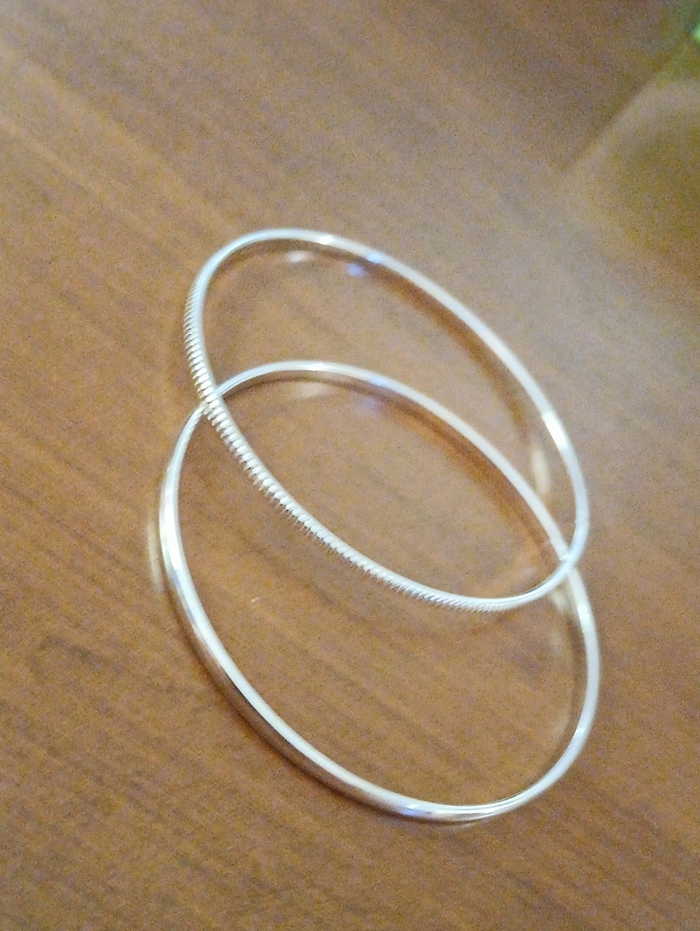 Silver Toned Bangle Set - Lightweight Stylish